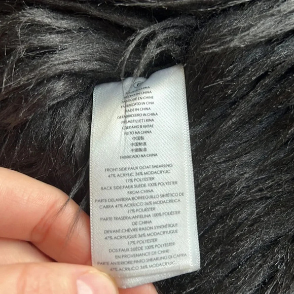 MICHAEL Michael Kors Faux Fur Vest - Picture 6 of 9